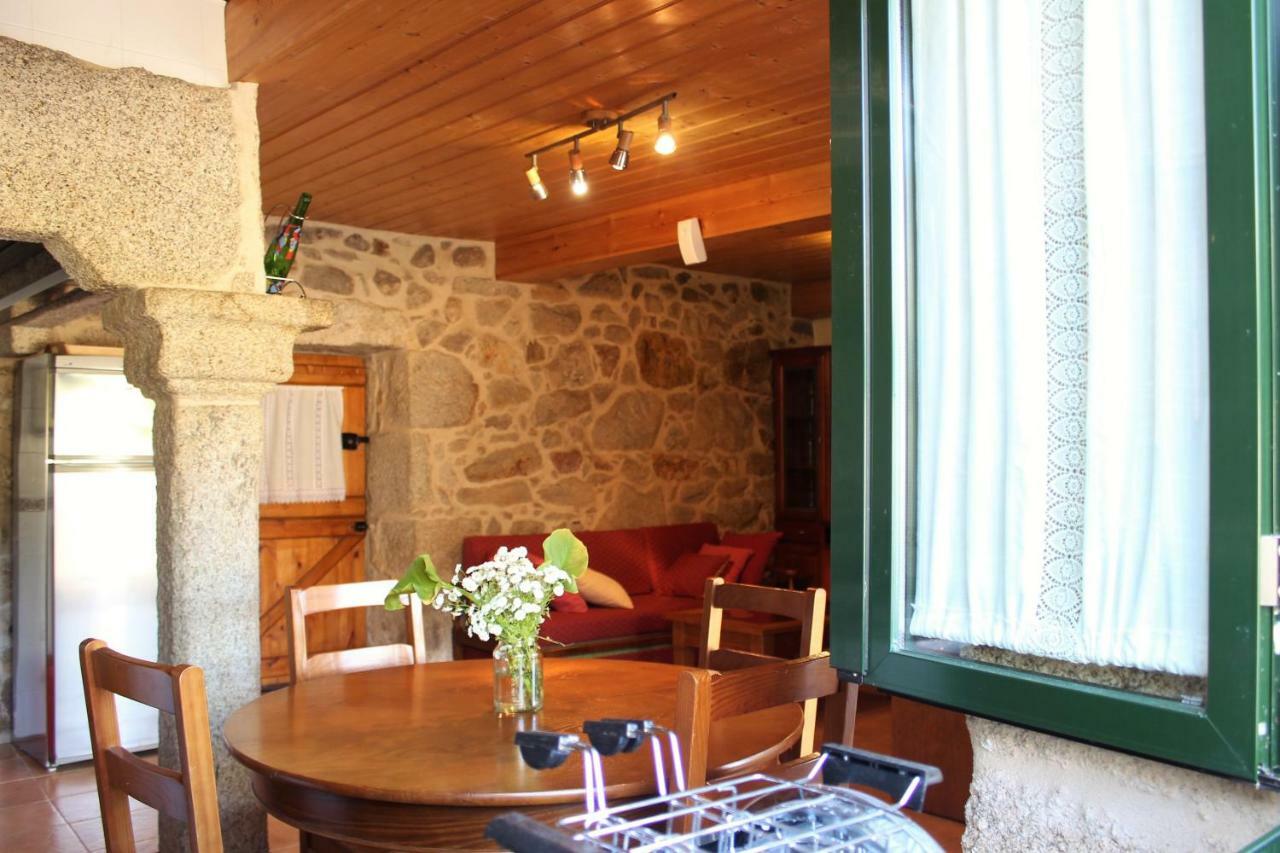 Villa A Casina De Pedra à Noalla  Extérieur photo