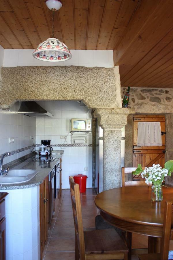 Villa A Casina De Pedra à Noalla  Extérieur photo