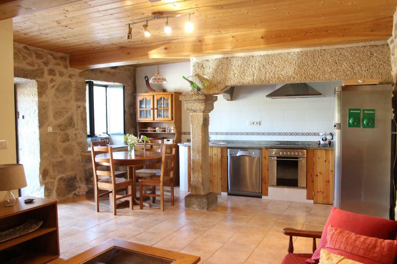 Villa A Casina De Pedra à Noalla  Extérieur photo
